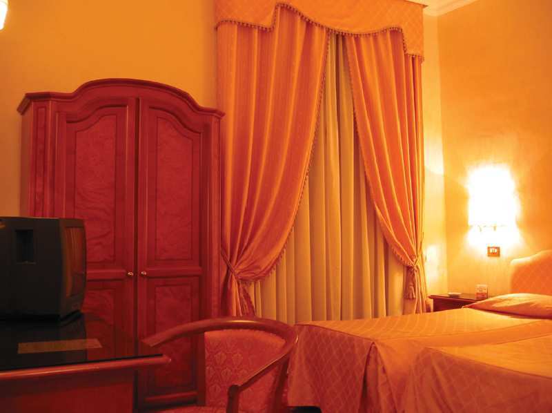 The Republic Hotel Rome Room photo